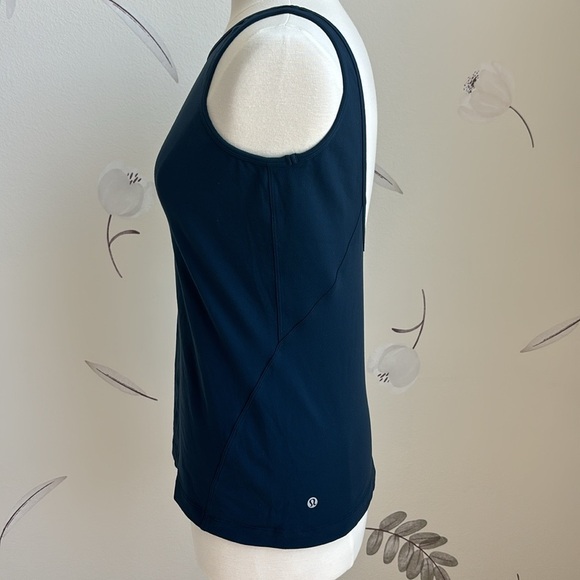 Lululemon Fitted Low back Tank Top - Picture 4 of 5